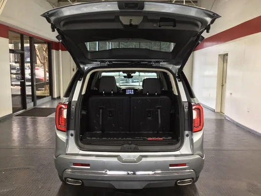 Open GMC Acadia Trunk