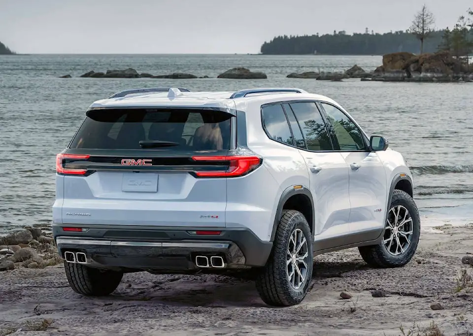 2024 GMC Acadia: Bigger Body, Same Engine