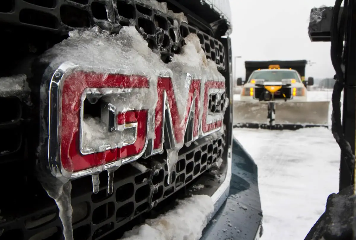 How Cold Weather Affects the Performance of GMC Sierra Brakes