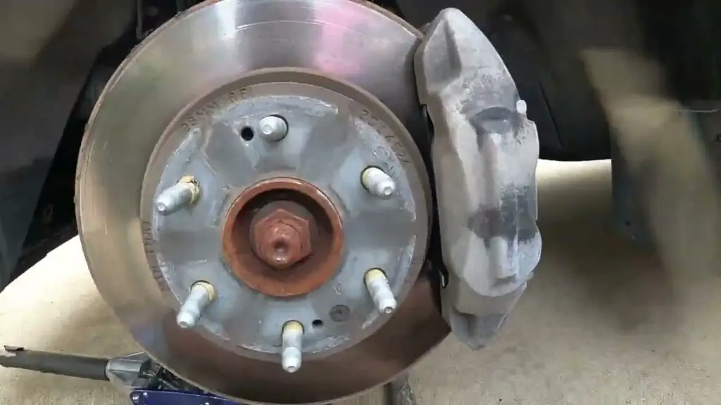 Step-by-Step Guide to Changing Brake Discs on a GMC Sierra