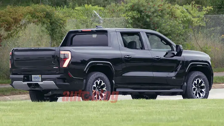 Spy Shots Reveal GMC Sierra EV AT4 And Chevrolet Silverado EV Trail Boss